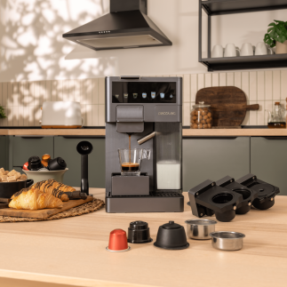 CECOTEC  Καφετιέρα FreeStyle Latte T 4 σε 1 με Δοχείο Γάλακτος - Συμβατή με Αλεσμένο Καφέ, Dolce Gusto, Nespresso και K-fee  CEC